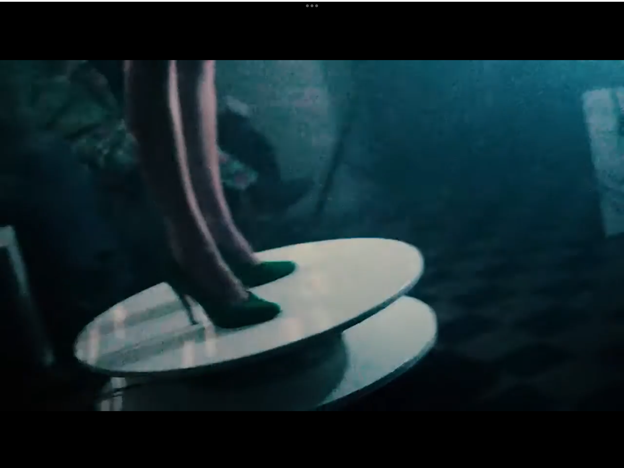 Performance Party Girl avec Jerome Porsperger Espace Zenne 